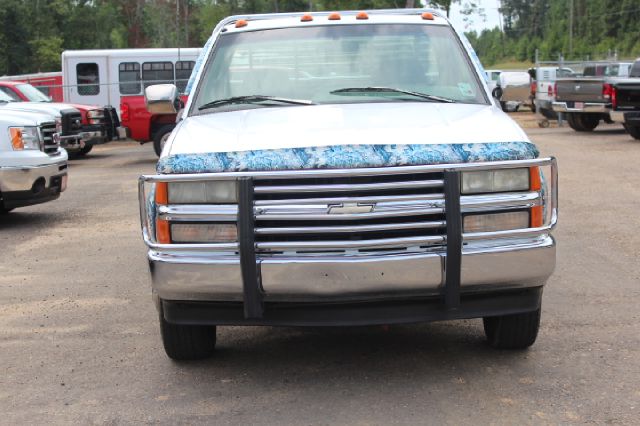 1996 Chevrolet C3500 Lariat 4D Crew Cab Truck