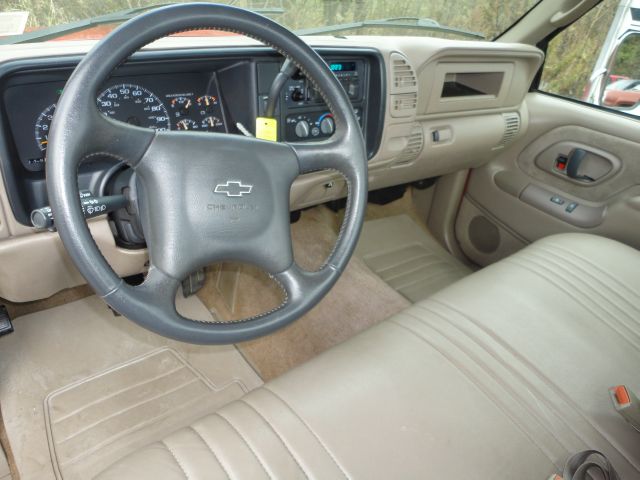 1997 Chevrolet C3500 Lariat 4D Crew Cab Truck