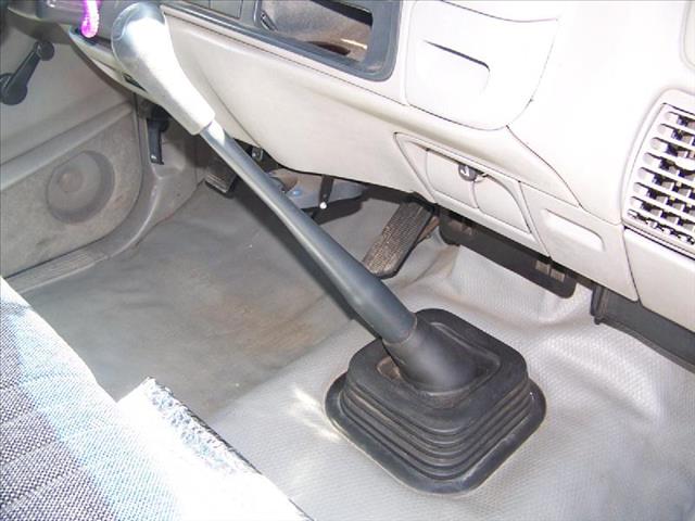 1999 Chevrolet C3500 Reg. Cab 6.5-ft. Bed 2WD