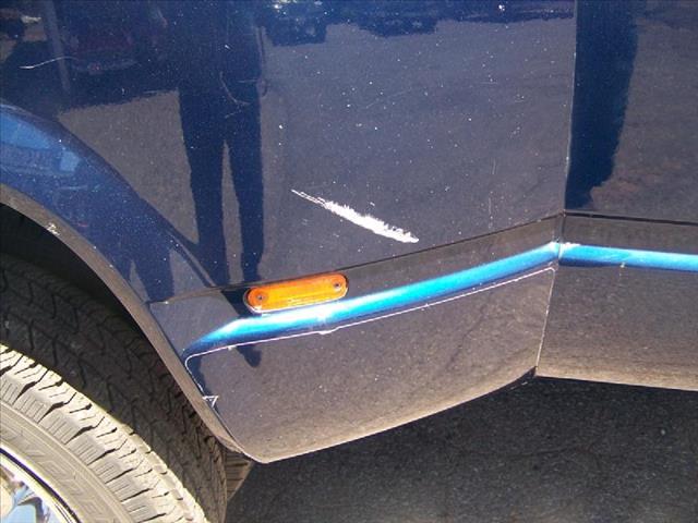 1999 Chevrolet C3500 Reg. Cab 6.5-ft. Bed 2WD