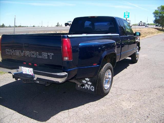1999 Chevrolet C3500 Reg. Cab 6.5-ft. Bed 2WD