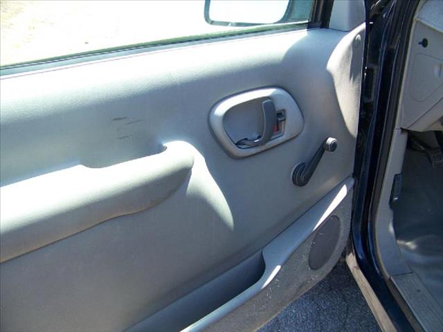 1999 Chevrolet C3500 Reg. Cab 6.5-ft. Bed 2WD