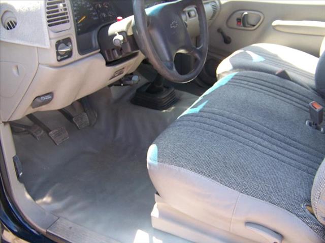 1999 Chevrolet C3500 Reg. Cab 6.5-ft. Bed 2WD