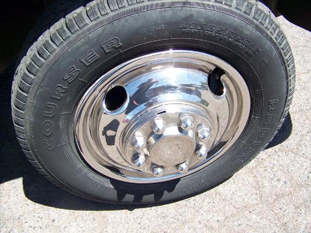 1999 Chevrolet C3500 Reg. Cab 6.5-ft. Bed 2WD