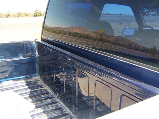 1999 Chevrolet C3500 Reg. Cab 6.5-ft. Bed 2WD