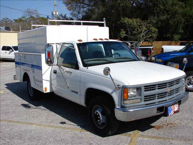 2000 Chevrolet C3500 BASE 15