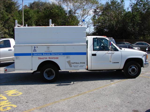 2000 Chevrolet C3500 BASE 15