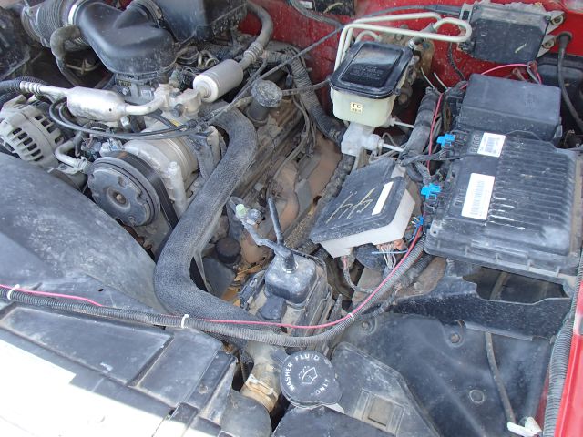 2000 Chevrolet C3500 Signature L Sedan 4D