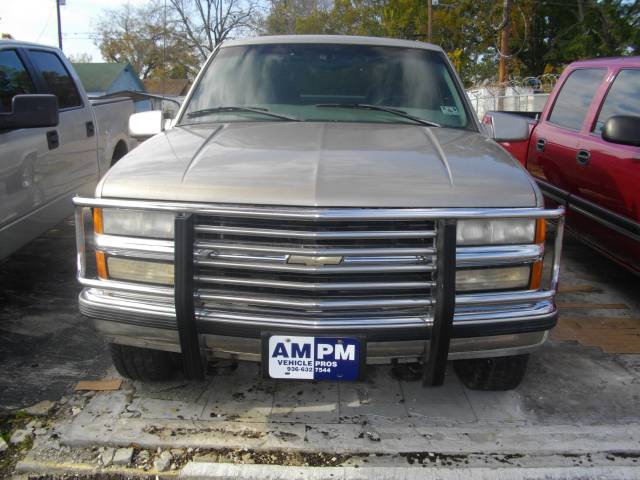 2000 Chevrolet C3500 Touring W/nav.sys