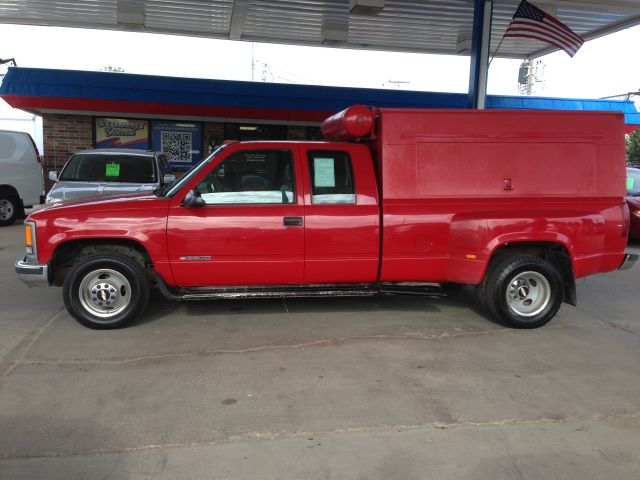 2000 Chevrolet C3500 2.5 GLS