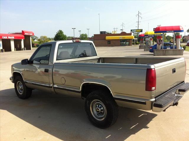 2000 Chevrolet C3500 Limited-2 Tone Paint-3rd Seat