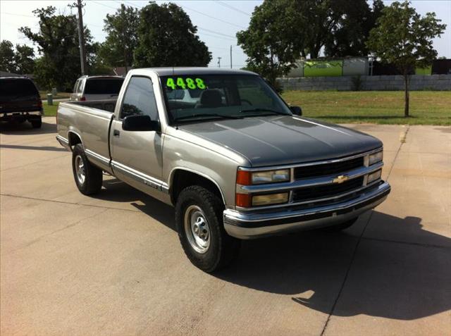 2000 Chevrolet C3500 Limited-2 Tone Paint-3rd Seat