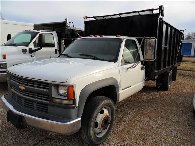 2000 Chevrolet C3500 Base