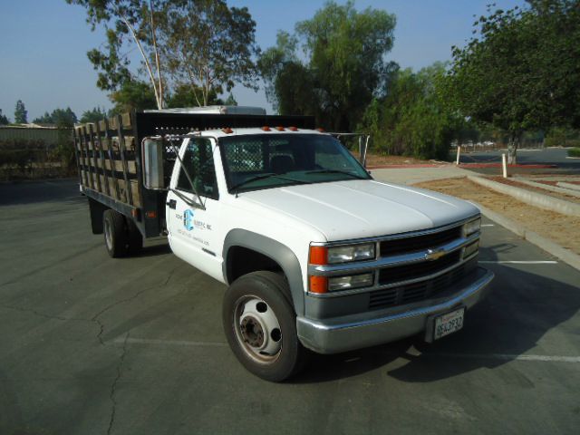 2000 Chevrolet C3500 Lariat 4D Crew Cab Truck