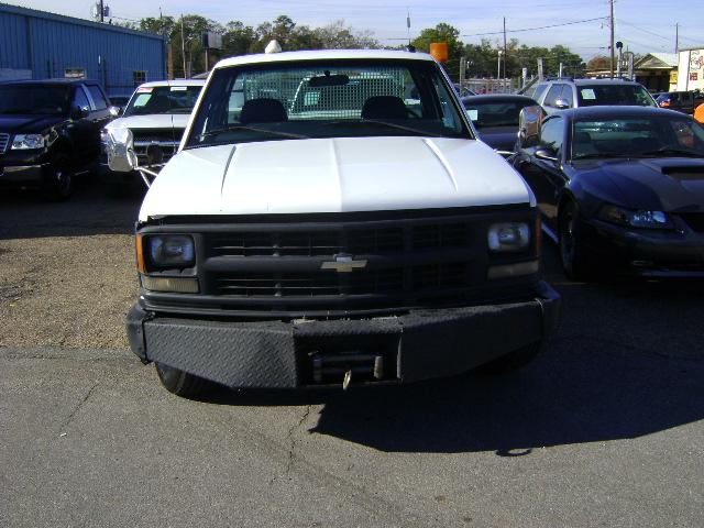 2000 Chevrolet C3500 Base