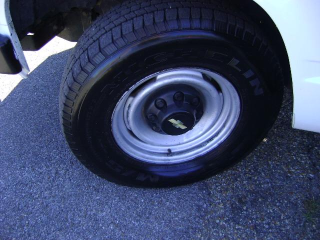 2000 Chevrolet C3500 Base