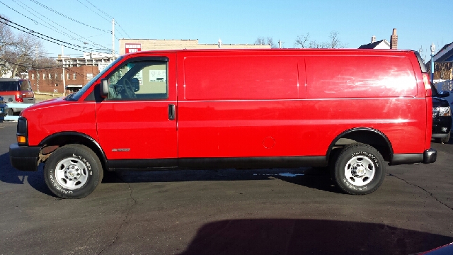 2004 Chevrolet C3500 Unknown