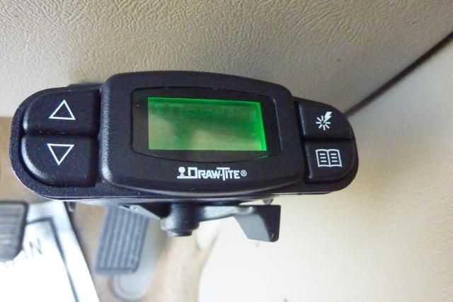 2005 Chevrolet C3500 2008 Nissan 2.5 SL