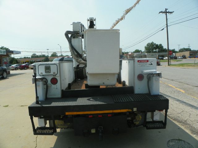 1998 Chevrolet C3500 bucket truck 35 ft Lariat 4D Crew Cab Truck