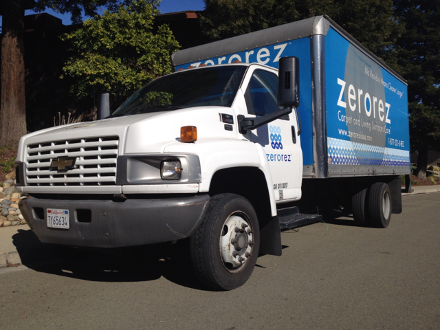 2004 Chevrolet C4500 I SV 4-door