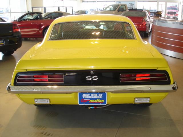 1969 Chevrolet Camaro 4dr Sdn Auto (natl) Hatchback