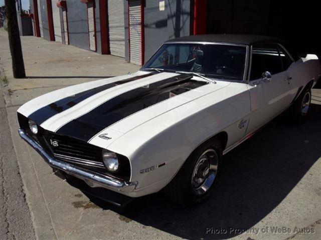 1969 Chevrolet Camaro 4WD 4dr V6 5-spd AT