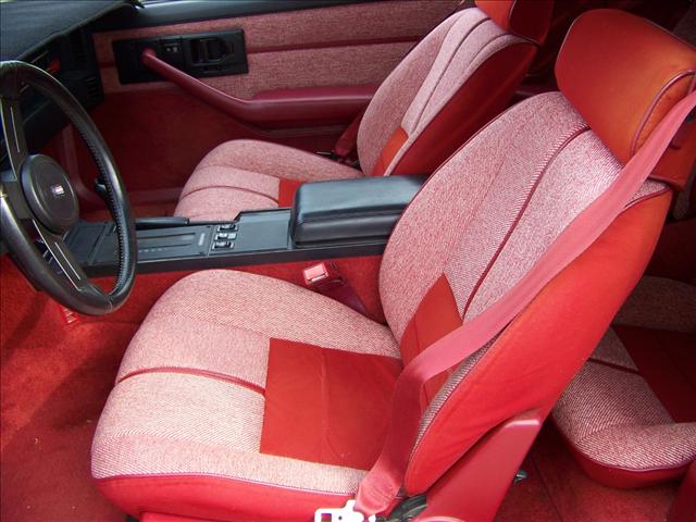 1989 Chevrolet Camaro 4WD Crew Cab Short Box SLT