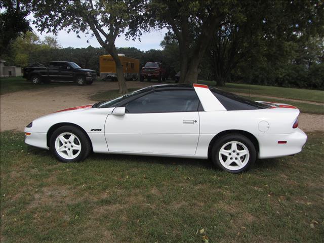 1997 Chevrolet Camaro Super CAB 4WD