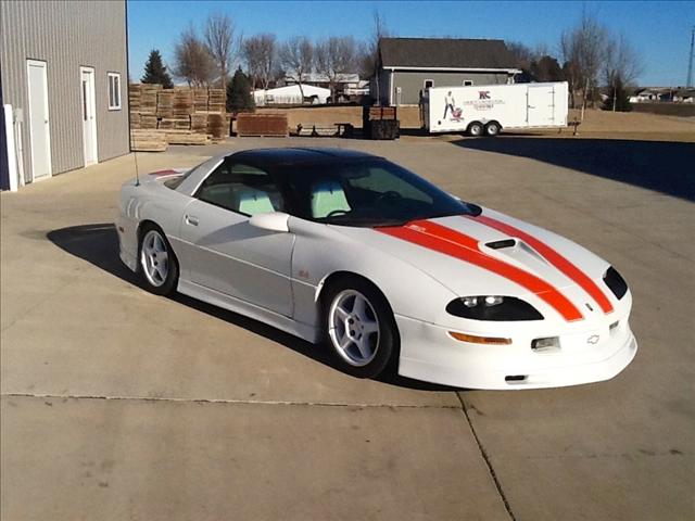 1997 Chevrolet Camaro Super CAB 4WD