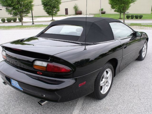 1999 Chevrolet Camaro 2500 LS 8 Psngr Van