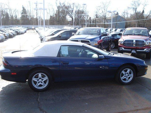 1999 Chevrolet Camaro 2.5sl Sunroofleather