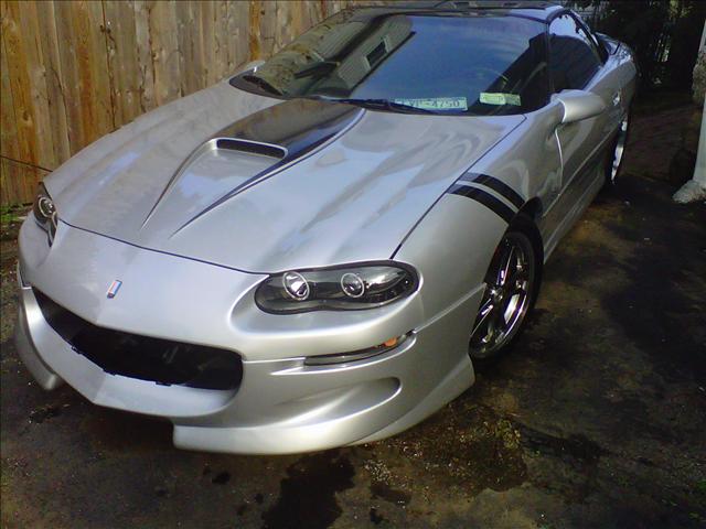 2000 Chevrolet Camaro 4dr Sdn Auto (natl) Hatchback
