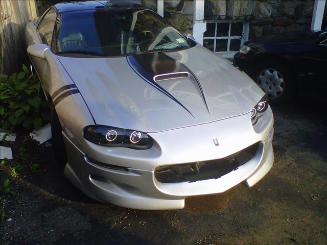2000 Chevrolet Camaro 4dr Sdn Auto (natl) Hatchback