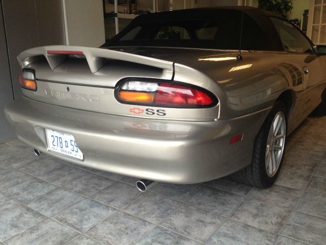 2000 Chevrolet Camaro 4WD Crew Cab Short Box SLE