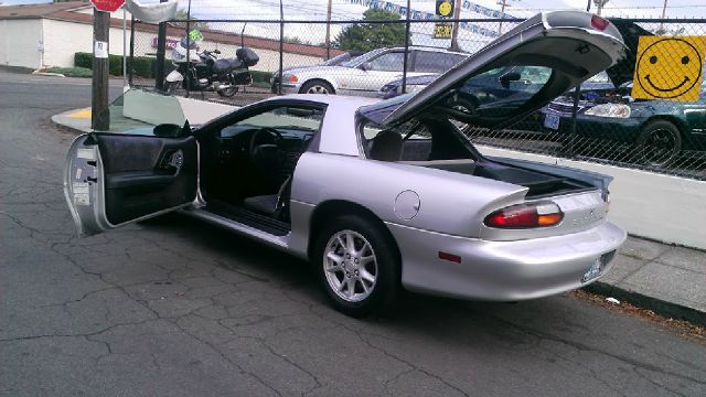 2000 Chevrolet Camaro GT Premium
