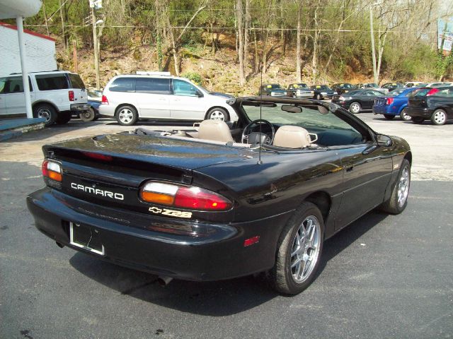 2000 Chevrolet Camaro Adren W/lthr