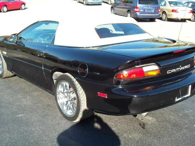 2000 Chevrolet Camaro Adren W/lthr