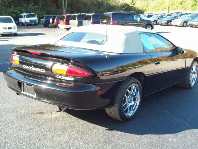 2000 Chevrolet Camaro Adren W/lthr
