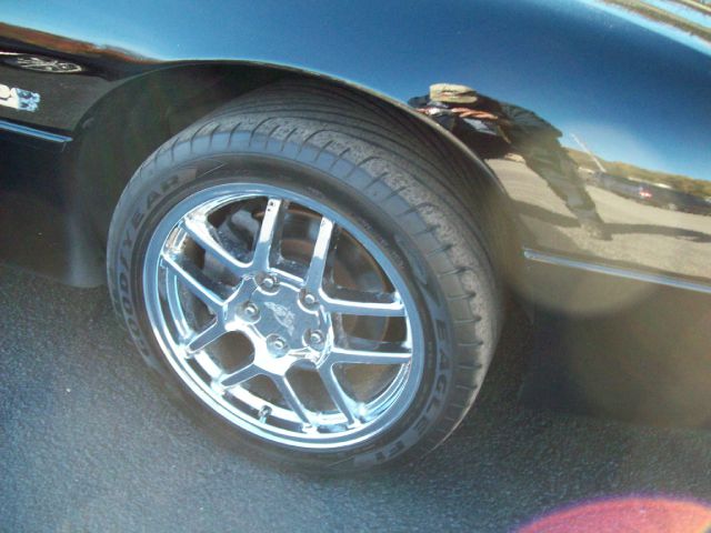 2000 Chevrolet Camaro Adren W/lthr