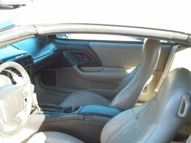 2000 Chevrolet Camaro Adren W/lthr