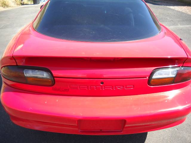 2001 Chevrolet Camaro Base