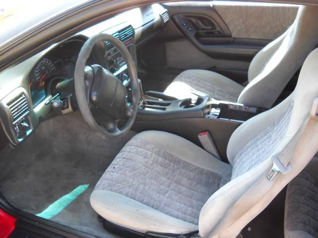 2001 Chevrolet Camaro Base