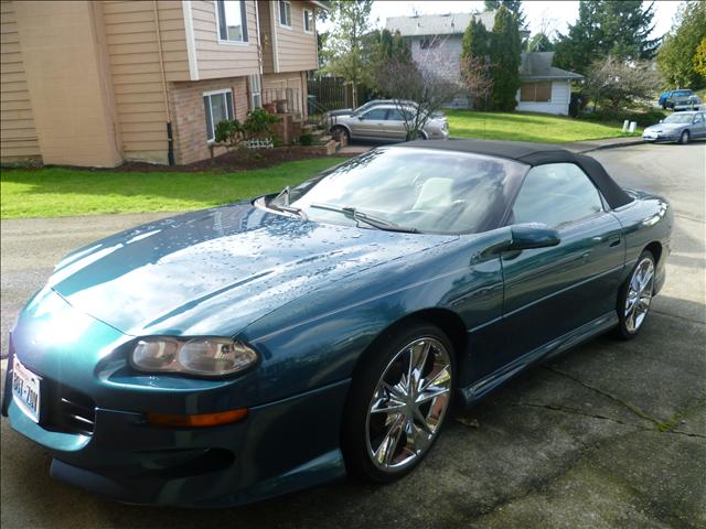 2001 Chevrolet Camaro XLS