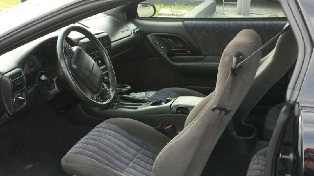 2002 Chevrolet Camaro OZ Rally Edition