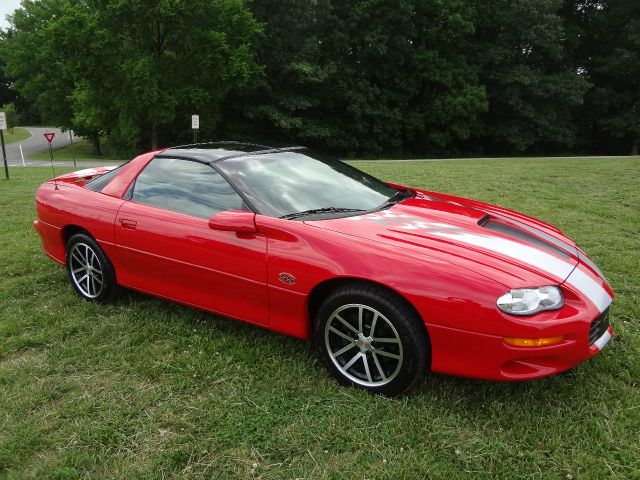 2002 Chevrolet Camaro 4d,ac,pw,sunroof,leather