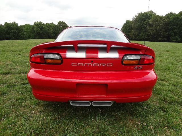 2002 Chevrolet Camaro 4d,ac,pw,sunroof,leather
