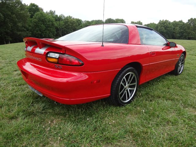 2002 Chevrolet Camaro 4d,ac,pw,sunroof,leather