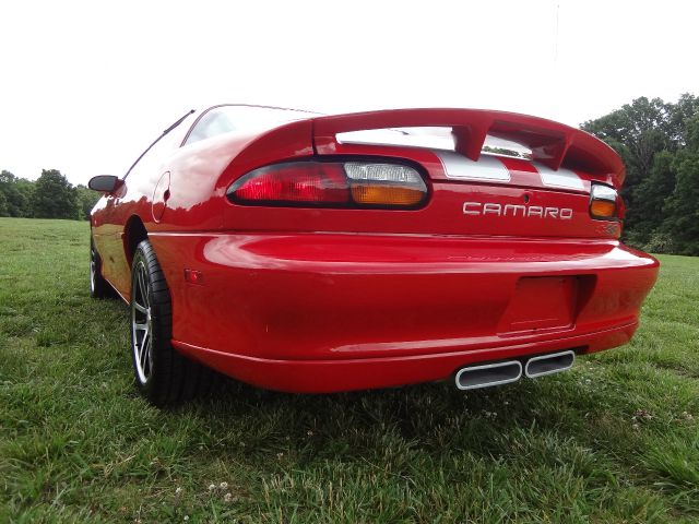 2002 Chevrolet Camaro 4d,ac,pw,sunroof,leather