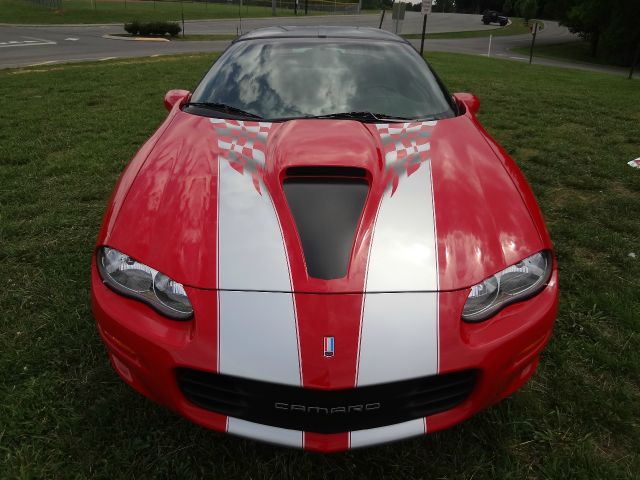 2002 Chevrolet Camaro 4d,ac,pw,sunroof,leather