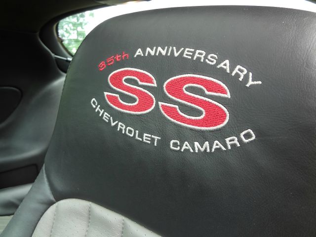 2002 Chevrolet Camaro 4d,ac,pw,sunroof,leather